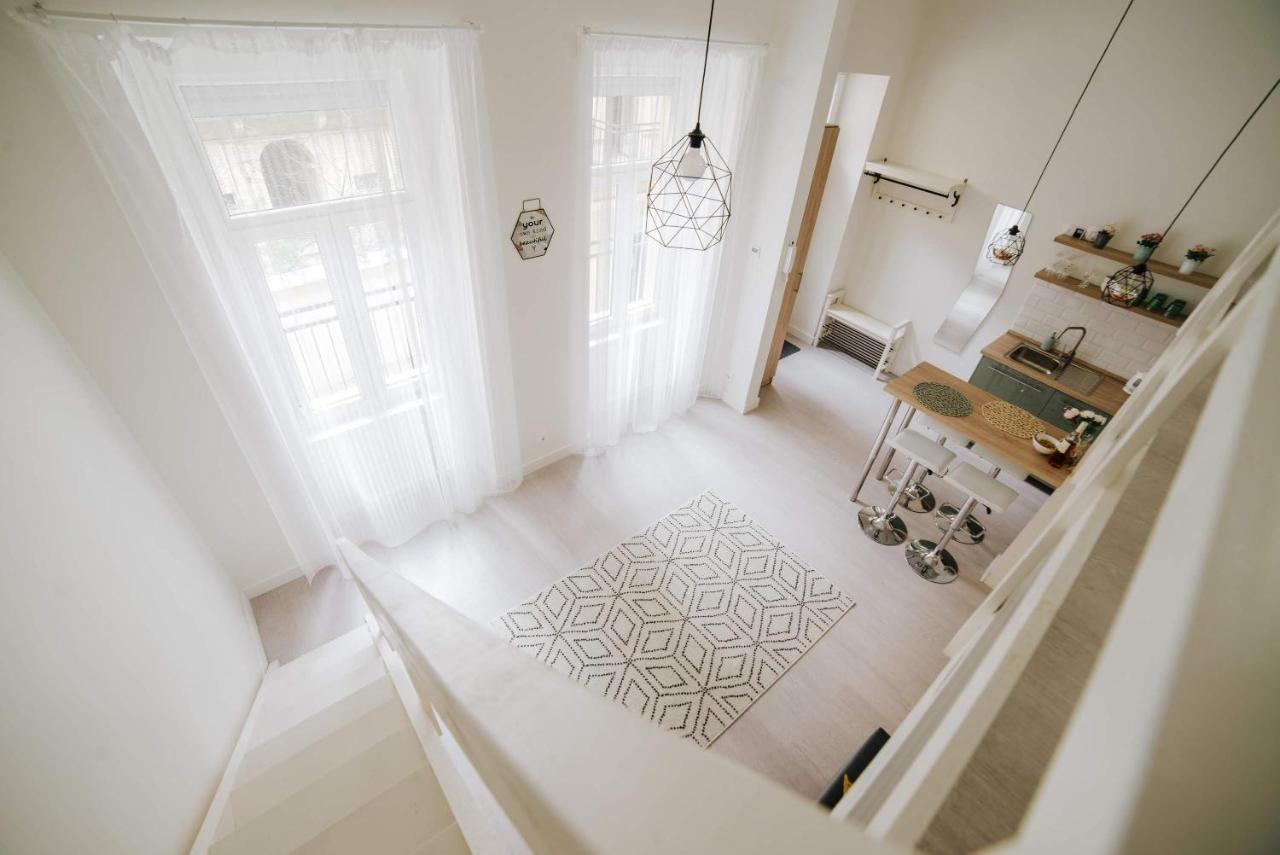 Comfy Apartment With Ac At New York Cafe Budapest Exterior photo