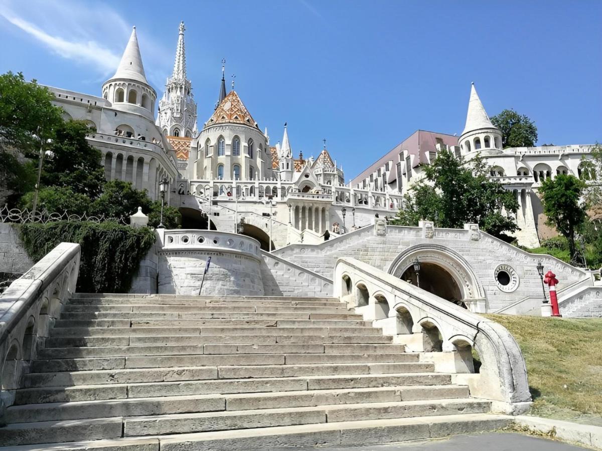 Comfy Apartment With Ac At New York Cafe Budapest Exterior photo